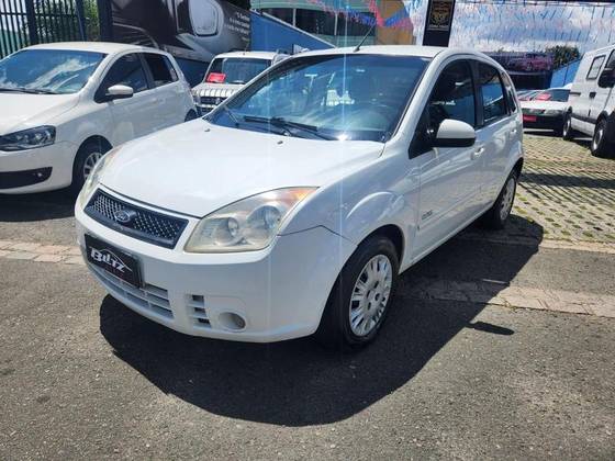 FORD FIESTA 1.6 MPI CLASS HATCH 8V FLEX 4P MANUAL